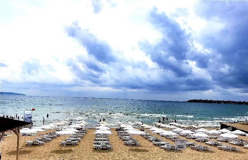 Hotel Nobel Ultra All Inclusive - Free Beach Access Sluneční pobřeží